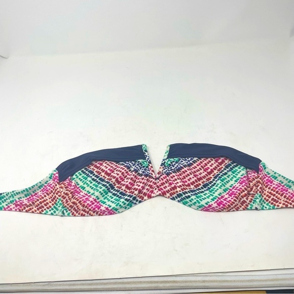 Athleta Underwire Padded Swim Top V-Front Multi-Color Size 32D/DD - Picture 1 of 6